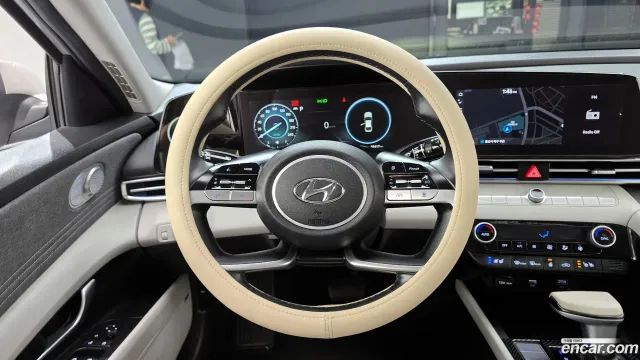 Hyundai Elantra (Avante)