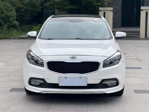 Kia K4