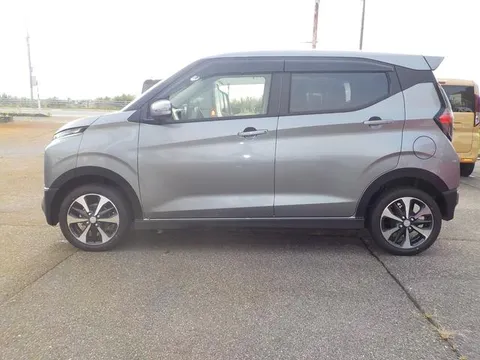 Mitsubishi eK X