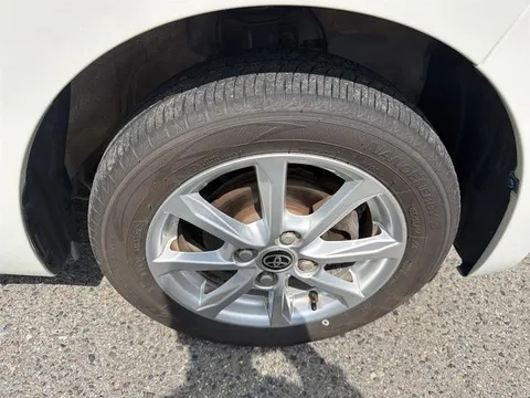Toyota Pixis Mega