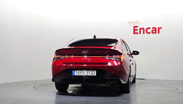 Hyundai Elantra (Avante)