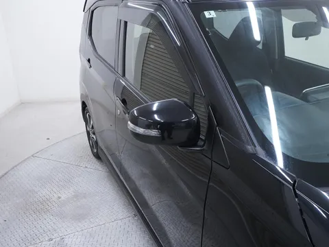 Mitsubishi eK X