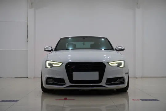 Audi S5