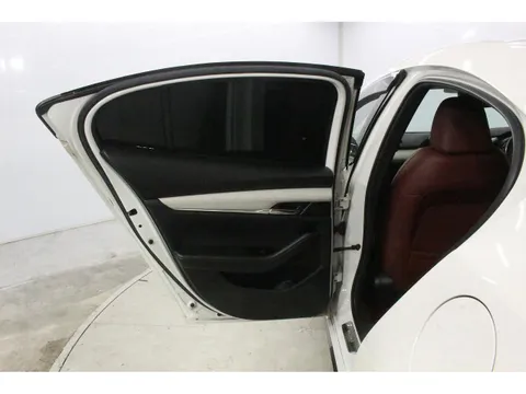 Mazda MAZDA3 Fastback