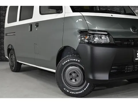 Toyota TownAce Van