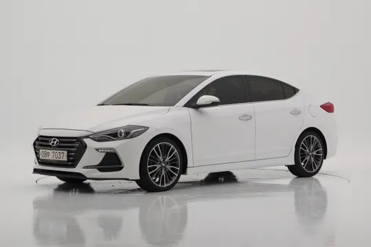 Hyundai Elantra (Avante)
