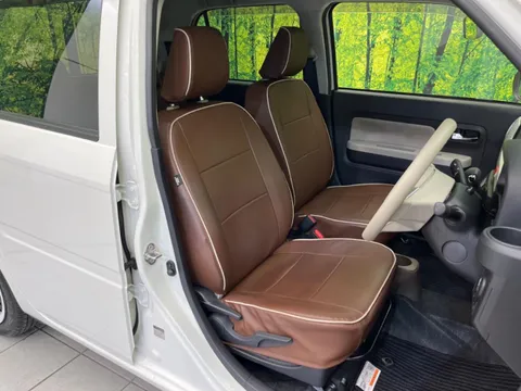 Daihatsu Mira Tocot
