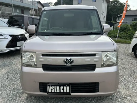 Toyota Pixis Space