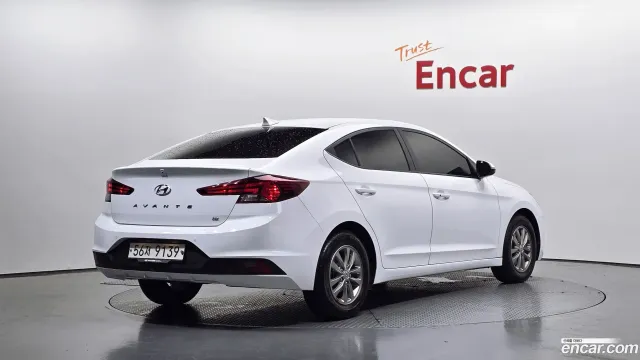 Hyundai Elantra (Avante)