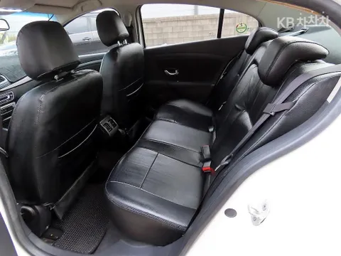 Renault SM3