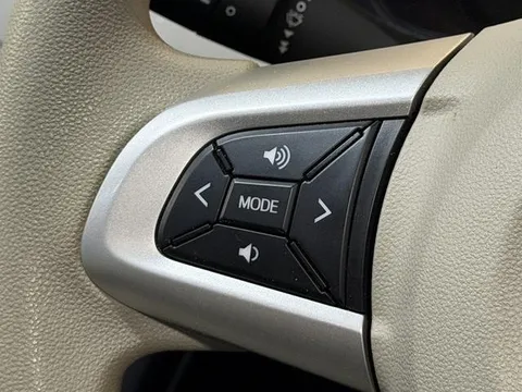 Daihatsu Mira Tocot