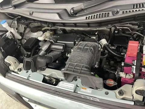 Suzuki Spacia Gear