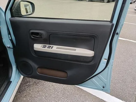 Daihatsu Mira Tocot