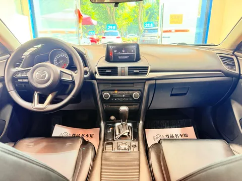 Mazda Mazda 3