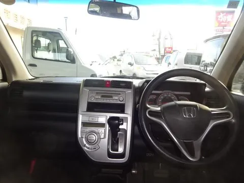 Honda Zest Spark