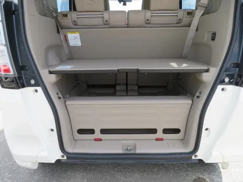 Honda N-BOX Plus