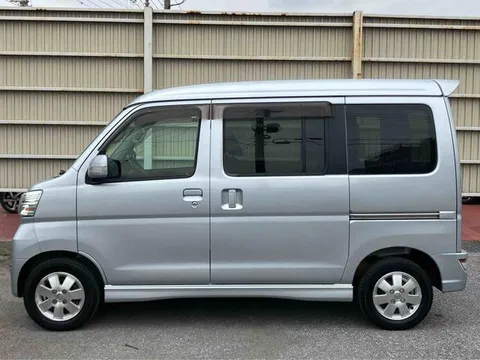 Daihatsu Atrai Wagon
