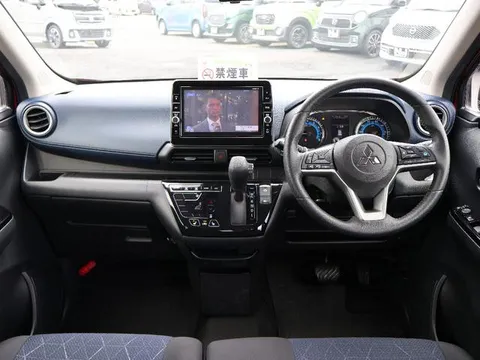 Mitsubishi eK X