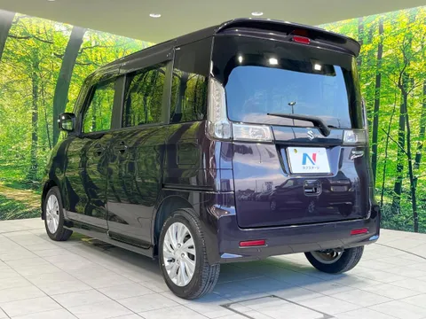 Suzuki Spacia Custom