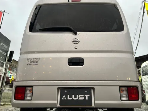 Nissan Clipper