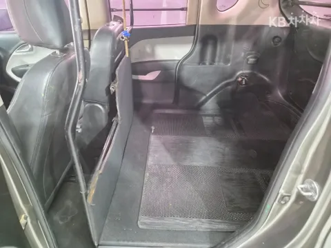 Kia Deluxe