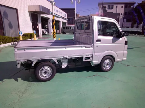 Suzuki Carry Track