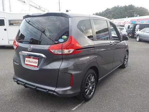 Honda Freed Plus