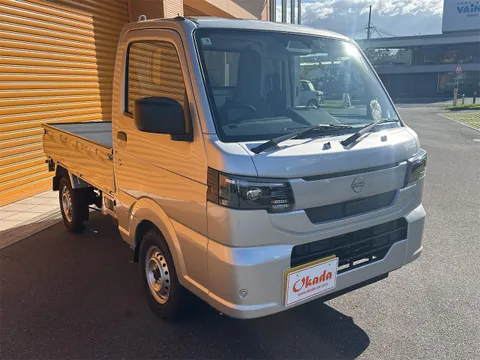 Nissan Clipper Truck
