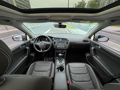 Volkswagen Tiguan L