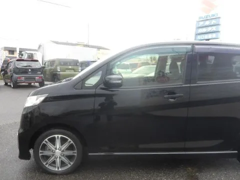 Mitsubishi eK Custom