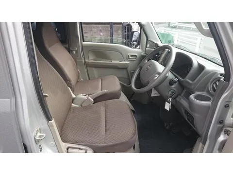 Nissan Clipper