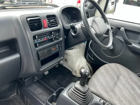Mazda Scrum Truck