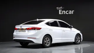 Hyundai Elantra (Avante)