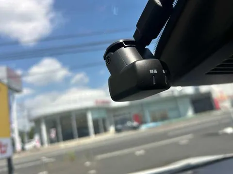 Nissan Note Aura