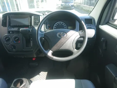 Toyota TownAce Van