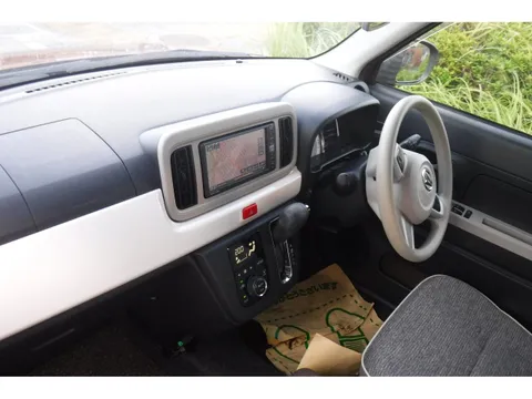 Daihatsu Mira Tocot