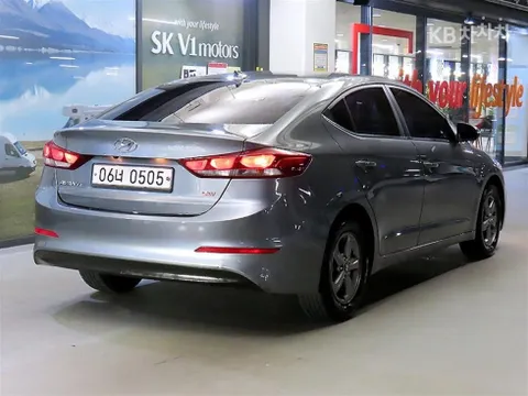 Hyundai Elantra (Avante)