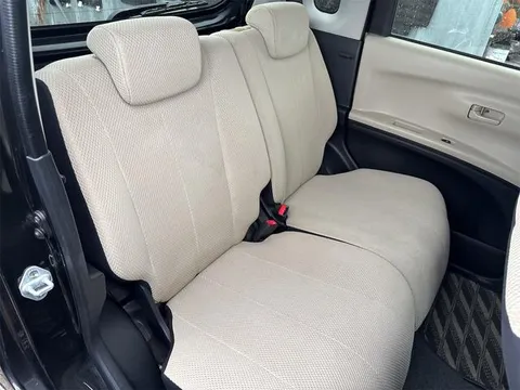 Subaru Lucra