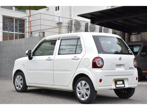 Daihatsu Mira Tocot