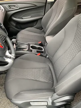 Roewe i5