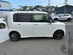 Toyota Pixis Space