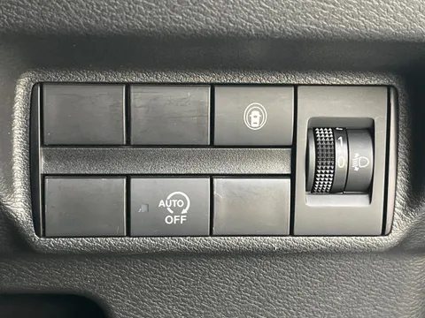Mitsubishi eK X