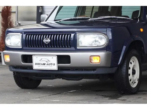 Nissan Rasheen