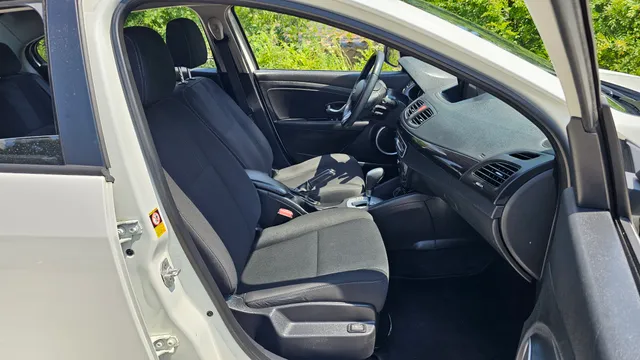 Renault SM3