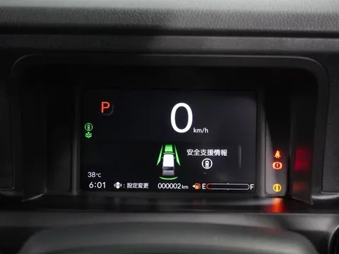 Honda N-BOX Custom