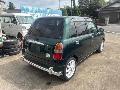 Daihatsu Mira Gino