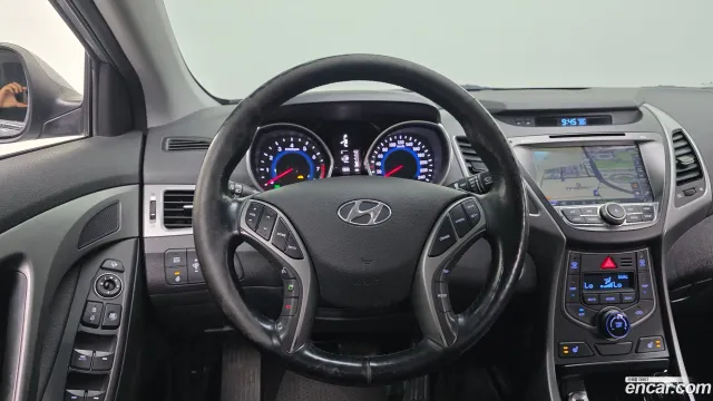 Hyundai Elantra (Avante)