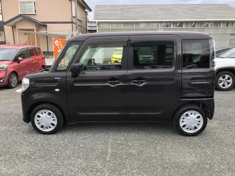Suzuki Spacia