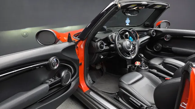 MINI Cooper Convertible
