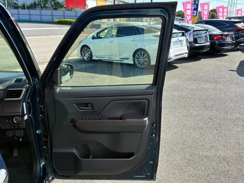 Toyota Tank